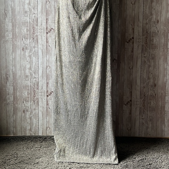 𝅺connected Apparel Silver Dress - Picture 2 of 9